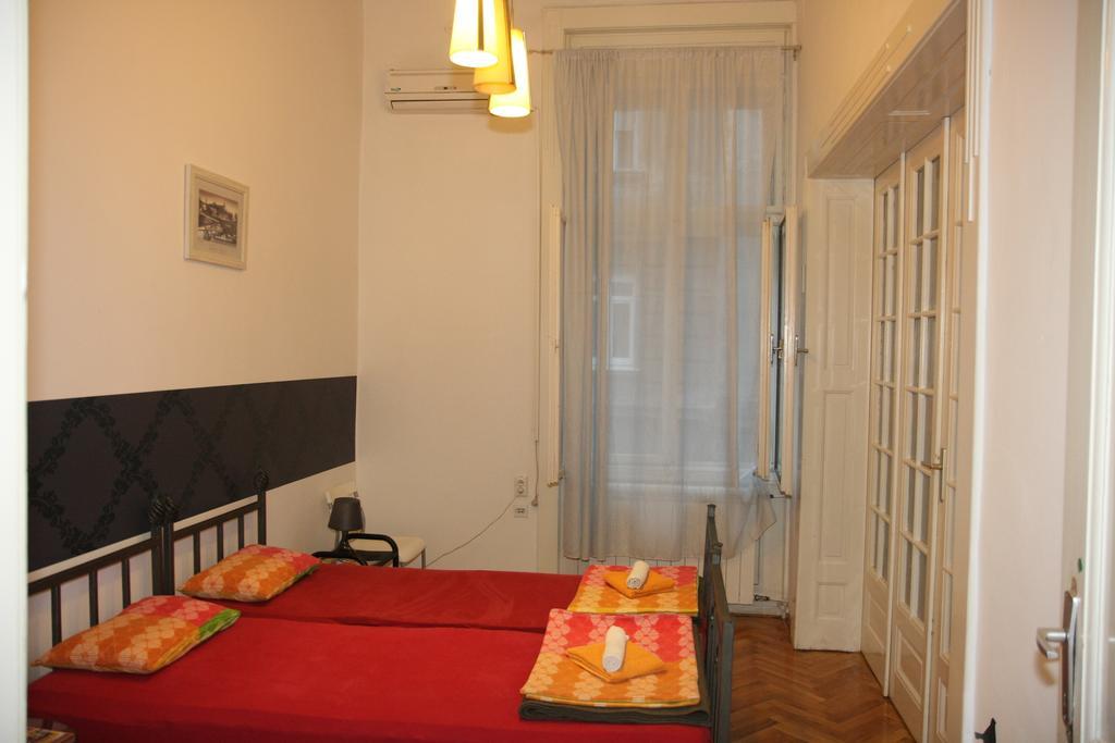 Time Hostel Belgrado Habitación foto