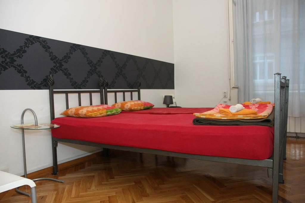 Time Hostel Belgrado Habitación foto
